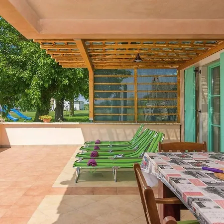 Peaceful House Ulika - Ideal For Family & Relax Dom wakacyjny Šišan