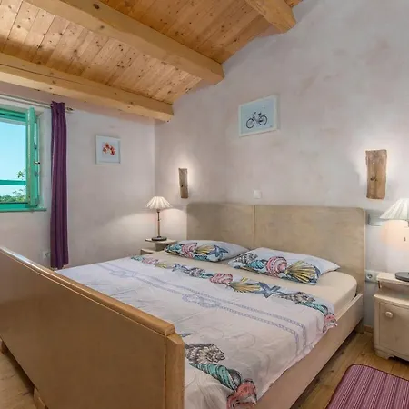 Dom wakacyjny Peaceful House Ulika - Ideal For Family & Relax