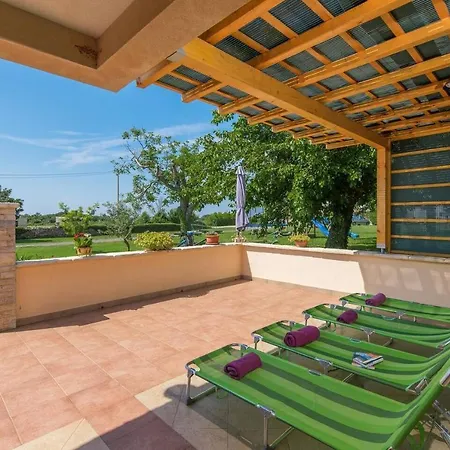 Peaceful House Ulika - Ideal For Family & Relax *