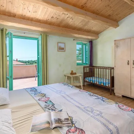 Dom wakacyjny Peaceful House Ulika - Ideal For Family & Relax