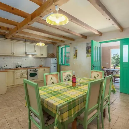 Peaceful House Ulika - Ideal For Family & Relax
